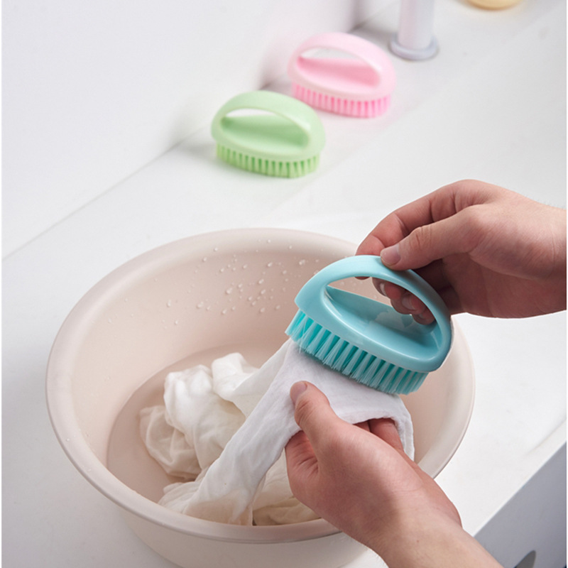 Small soft universal brush for home use