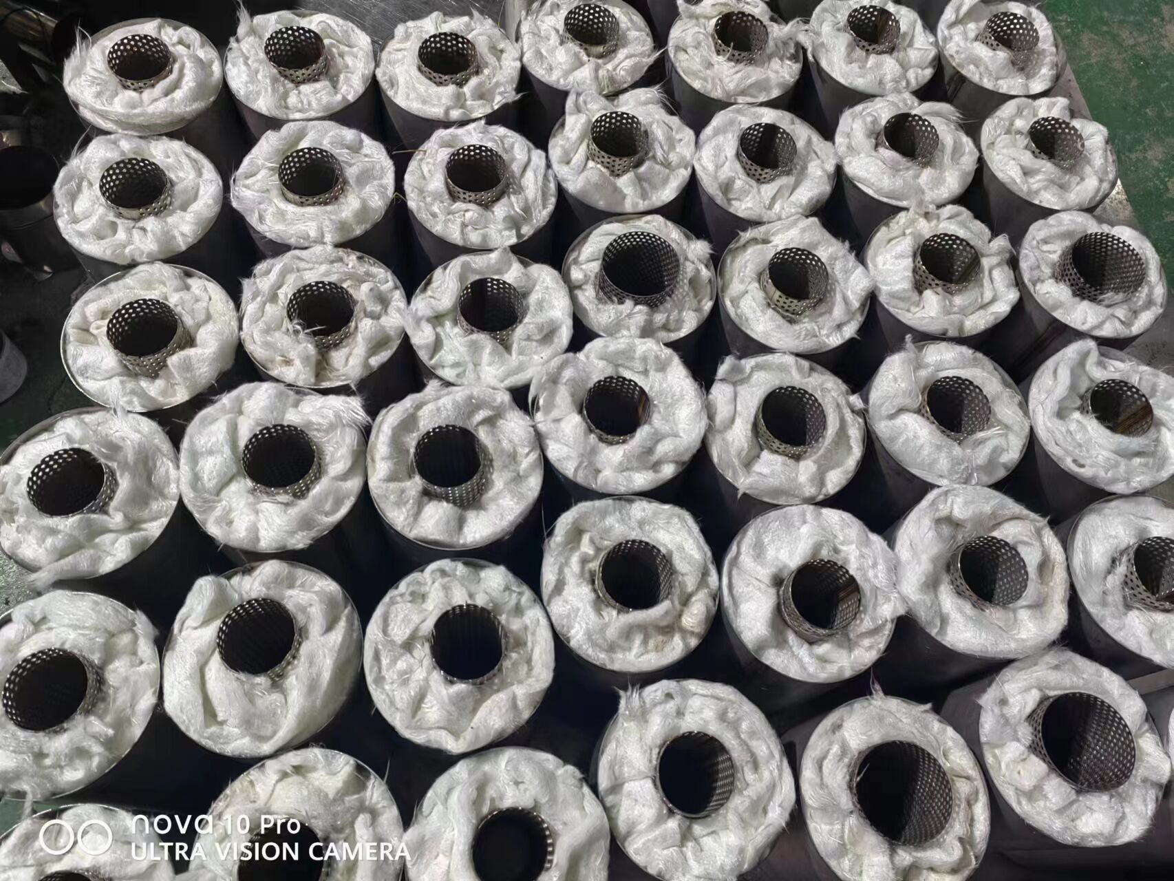 Customized car modification stainless steel resonator exhaust pipe with welded mid-section vortex back pressure straight-through silencer