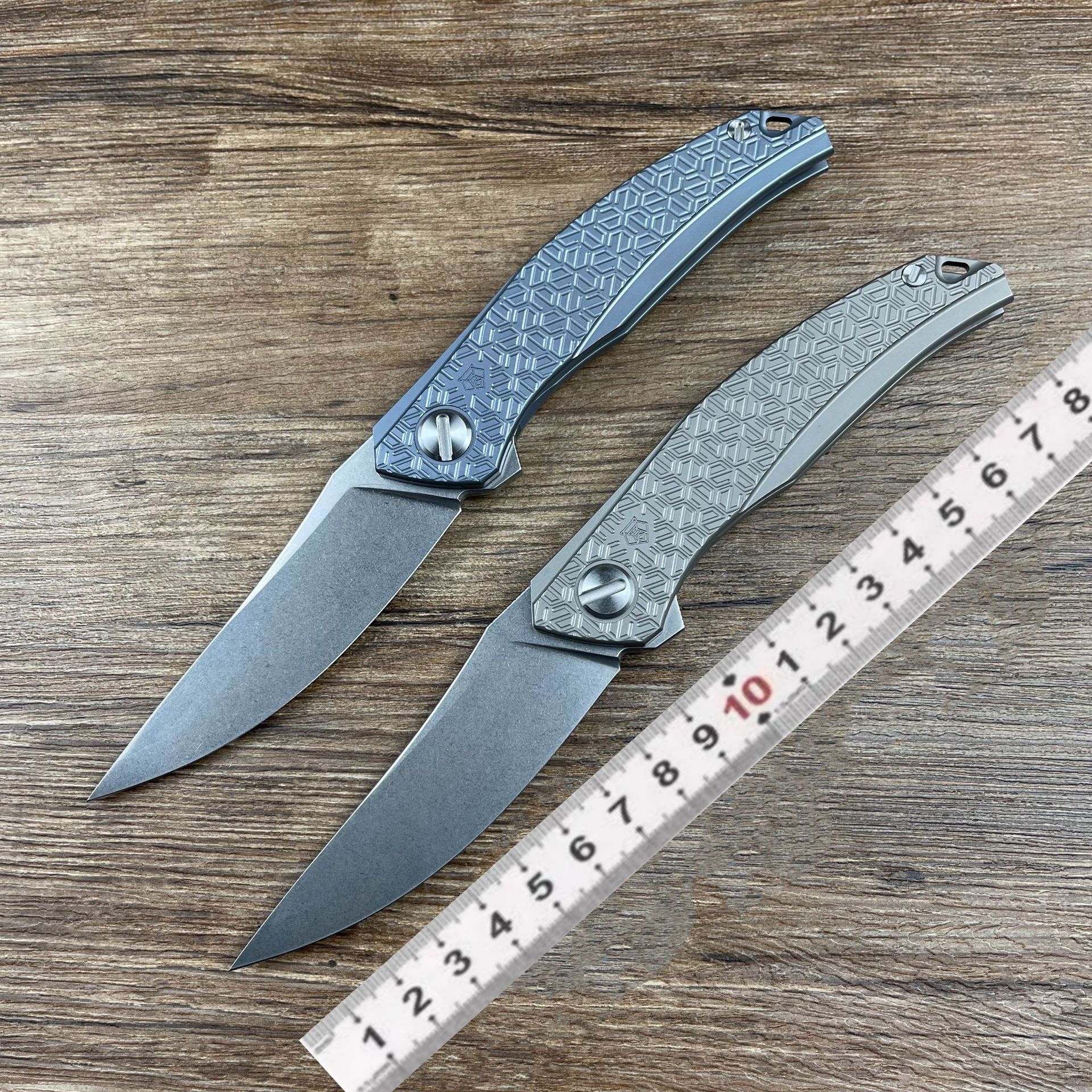 熊头量子二代折刀D2钢钛合金折叠刀高硬度锋利小刀水果刀户外刀具