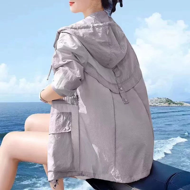 Солнцезащитная одежда с капюшоном, женская тонкая короткая куртка, новинка 2024 года, летний стиль, дышащая универсальная солнцезащитная одежда для кожи