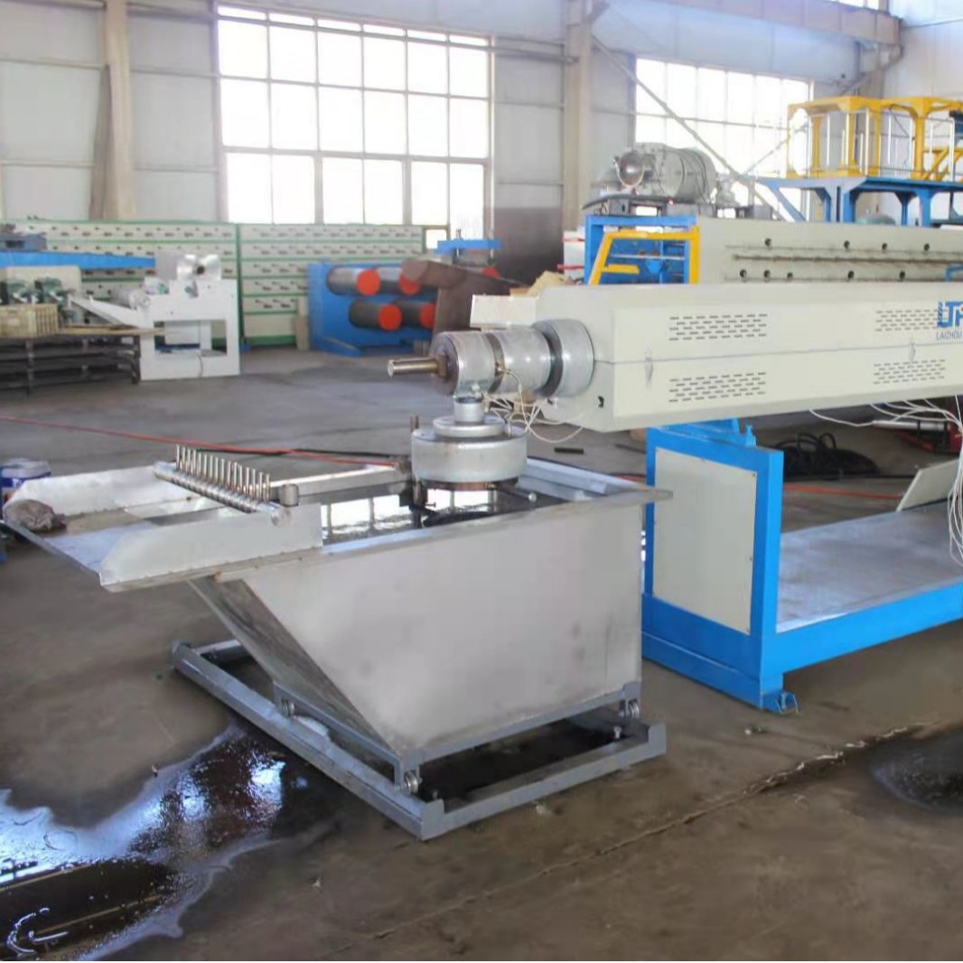 厂家直供松针拉丝机组 PVC PE  PP塑料拉丝机组 草坪丝机