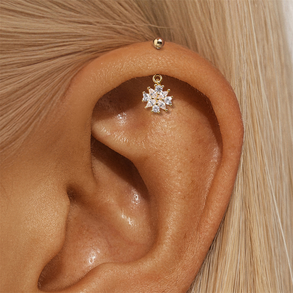 1 Piece Ear Cartilage Rings & Studs Elegant Simple Style Heart Shape Snowflake 925 Sterling Silver Zircon Ear Cartilage Rings & Studs display picture 5