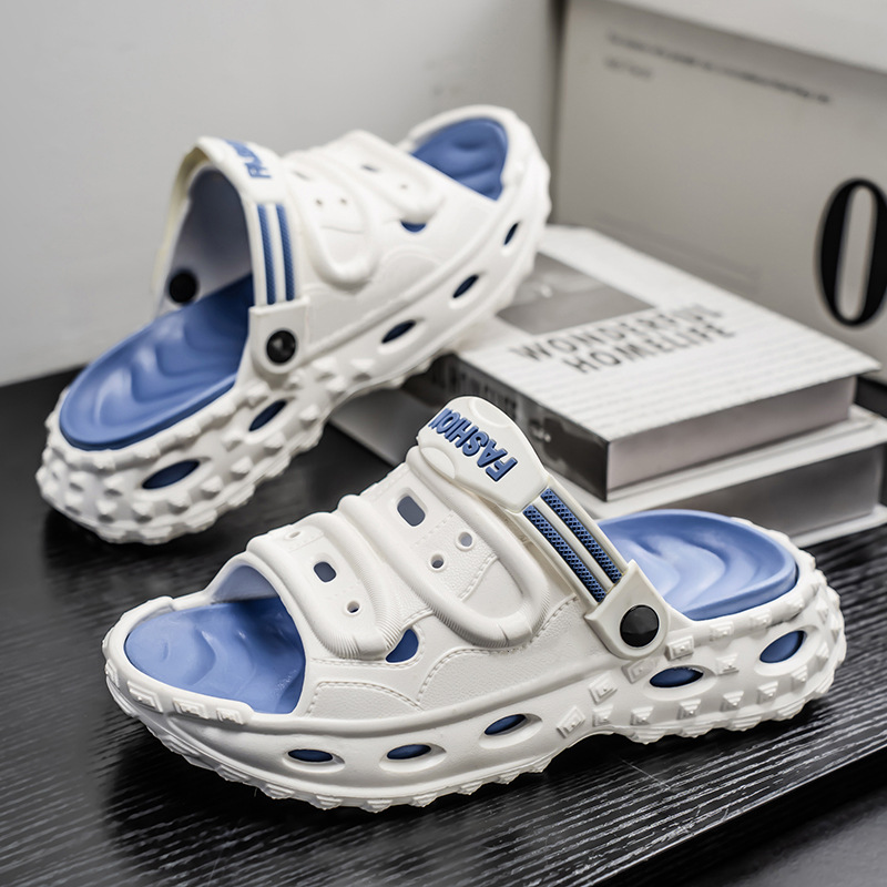 Sandalias de verano para hombres, zapatillas de playa con sentido de mierda, sandalias de alta gama de fondo grueso de doble uso para hombres que conducen al trabajo