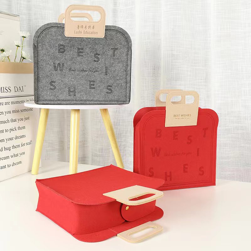 Manufactor wholesale Felt bag Bright red Jubilation portable Souvenir  Simplicity fashion birthday festival felt Handbag
