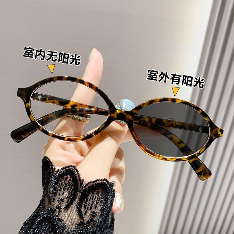 网红玳瑁爆款近视眼镜防蓝光感光变色时尚书呆子圆框高级气质眼镜