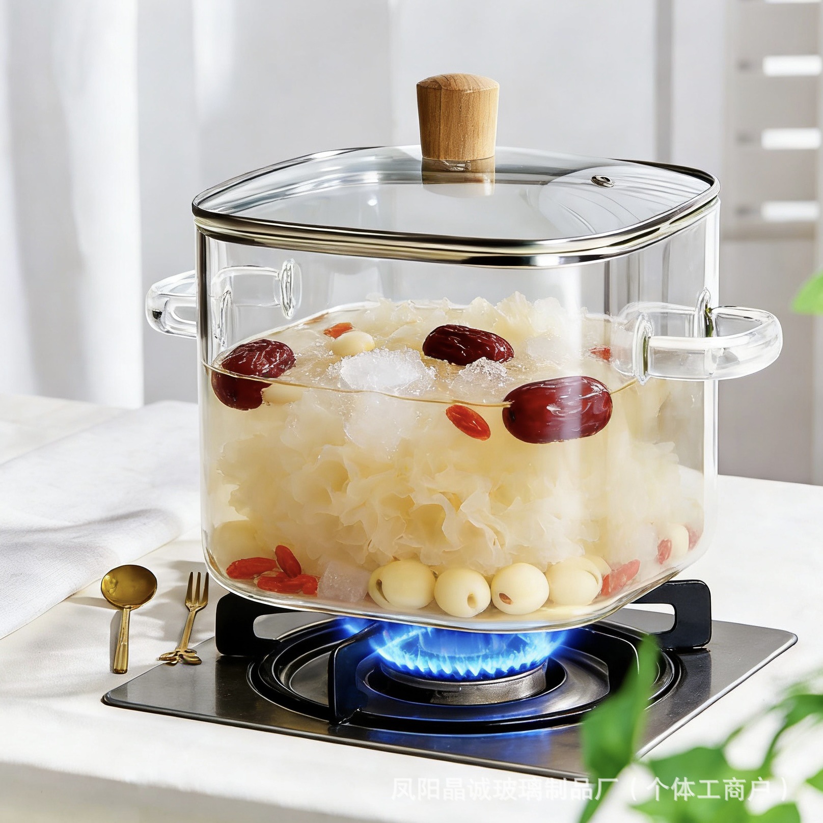 Square Glass Pot, Suitable for Open Flame, High-Temperature Resistant, for Stewing, Cooking Noodles, Making Soup, and for Use with Electric Ceramic Stoves, Large Size