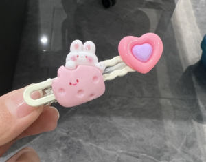 Coreana lateral frange clip de cabello de la frente de mujer sensación avanzada 2025 nuevo toque de dopamina clip de boca de pato