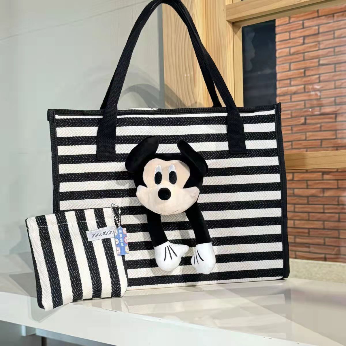 Cute lienzo a rayas de dibujos animados de gran capacidad tote mommy viaje viaje de viaje bolsa de compras muñeca de peluche bolso de hombro