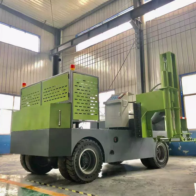 前程路沿石滑模机 公路拦水带滑模设备 浇筑路肩石成型机