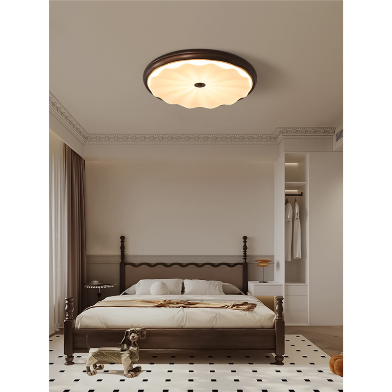 Lámpara de techo de dormitorio retro americano, crema francesa, estilo antiguo Nanyang, estudio romántico creativo, dormitorio principal, lámpara Zhongshan