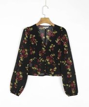 欧美批发2024春秋新款泡泡袖V领葡萄印花排扣饰衬衫上衣E9-70306