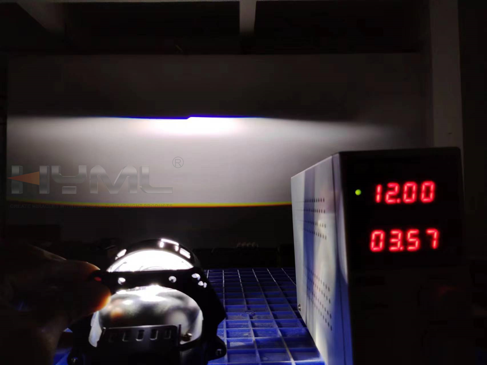 Coche bi LED de doble luz de la lente faro 55W resaltado proyector de 3 pulgadas sin pérdida de instalación H4 modificado faro