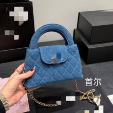 ��Ұ���kelly�͹ŕr��朗l������μ�б��Ů��С���L��������