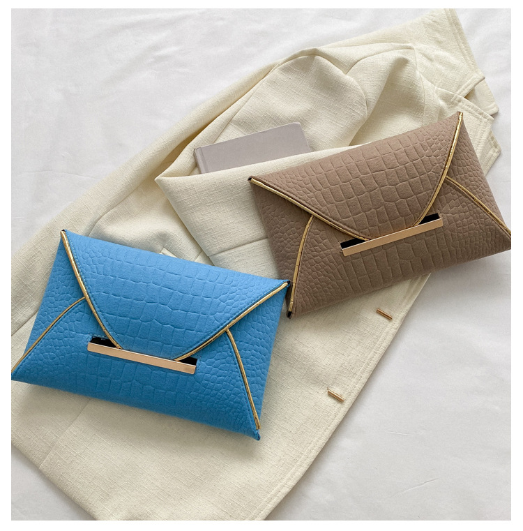 Foreign trade trend new envelope bag 2023 spring contrast color personalized clutch bag fashion simple foreign style women's bag_voghion.com