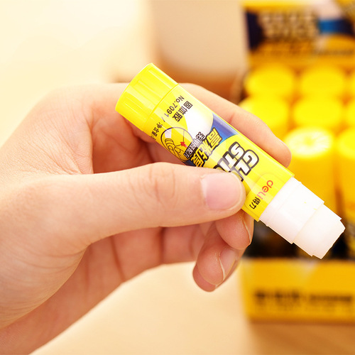 Deli 7091 solid glue stick 8g high viscosity students' manual class strong glue office supplies wholesale 24 sticks