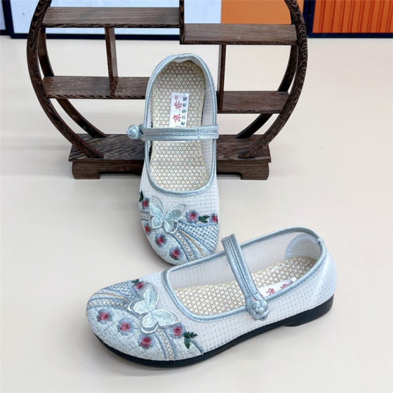 New Chinese Style National Style Shoes Retro Ethnic Style Hanfu Embroidered Shoes Old Beijing Cloth Shoes