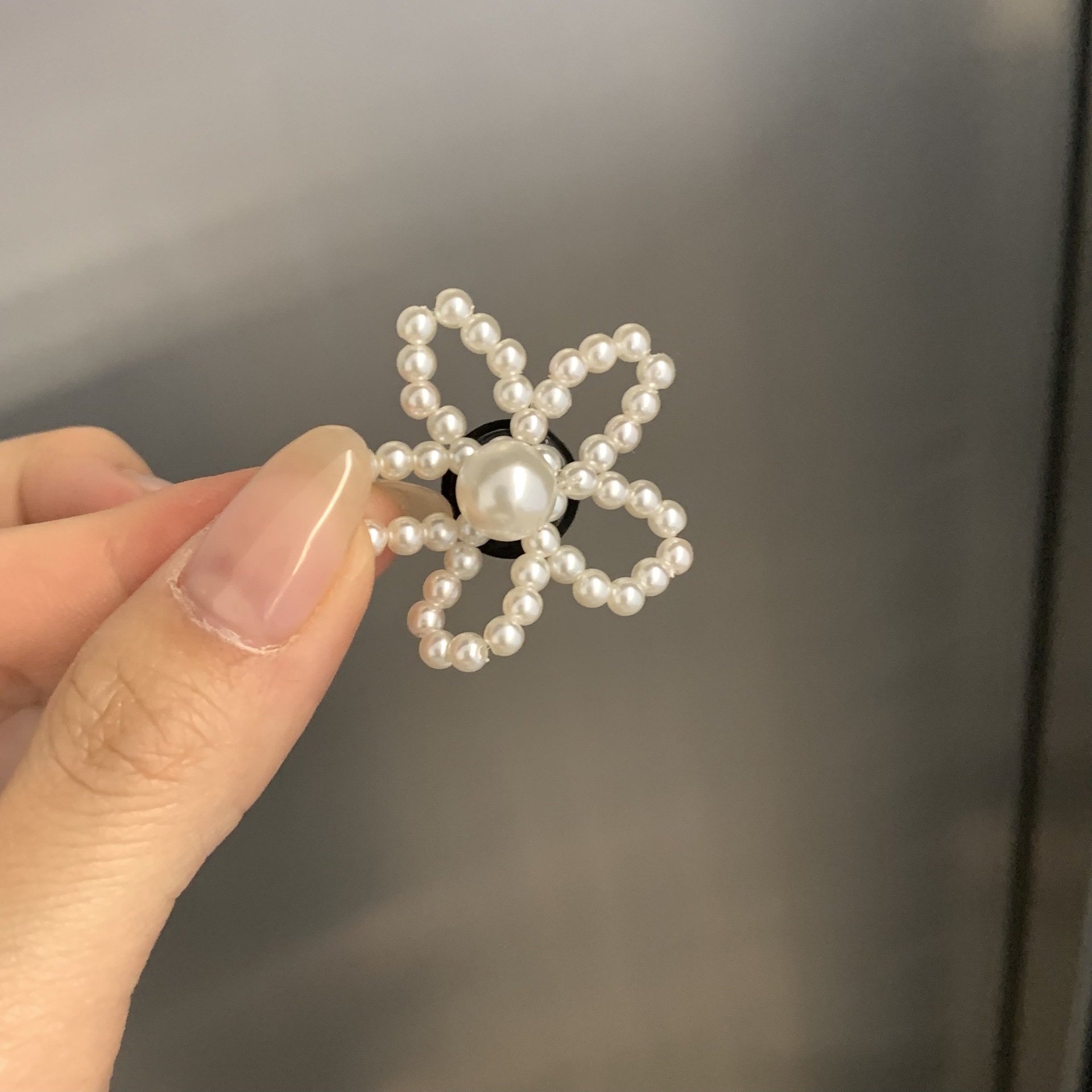 Original nuevo estilo suave púrpura mariposa flor flor agujero zapatos flor primavera y verano hebilla de zapatos accesorios desmontables de bricolaje