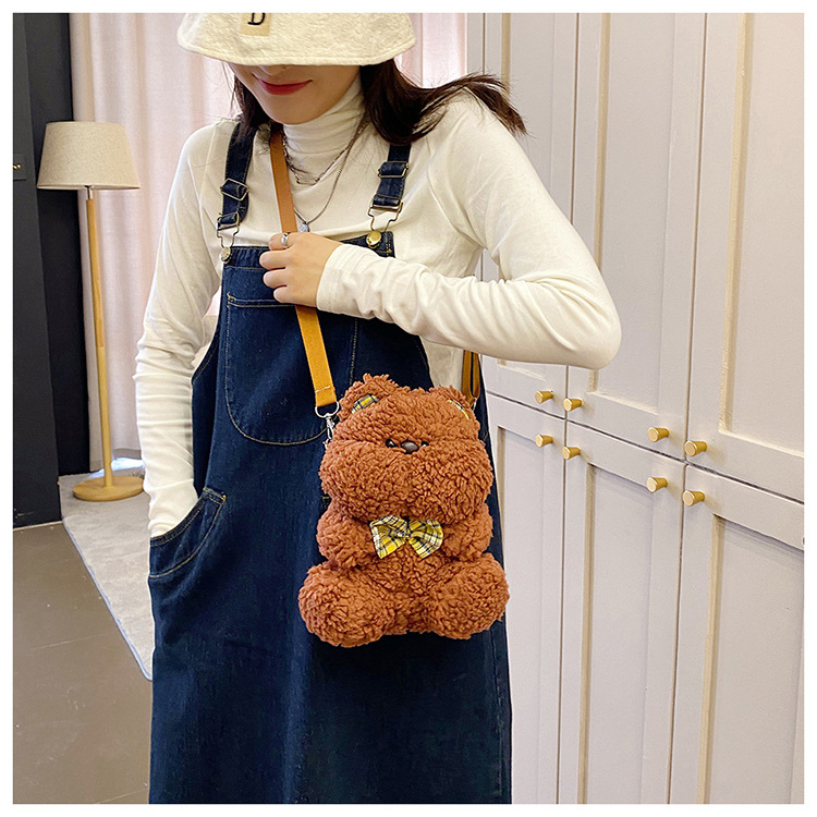 Internet Celebrity Cute Small Bag Womens Bag 2021 New Fashion Autumn and Winter Plush Cartoon Little Bear Pattern Bag Lovely Girl One Shoulder Messenger Bagpicture6