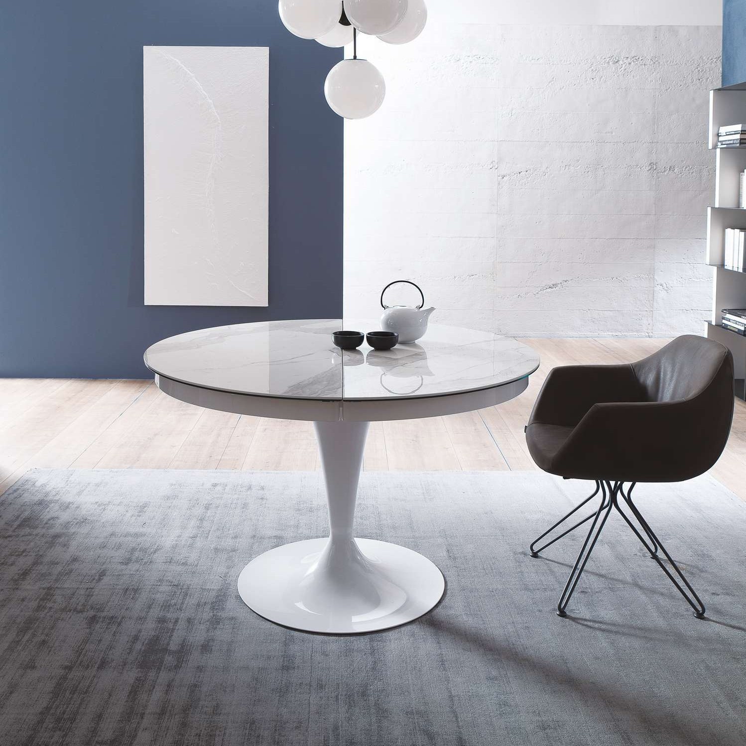 Mesa de comedor telescópica de estilo crema Mesa de comedor de placa de roca redonda de tamaño pequeño Mesa de comedor multifuncional de doble uso cuadrada y redonda invisible plegable