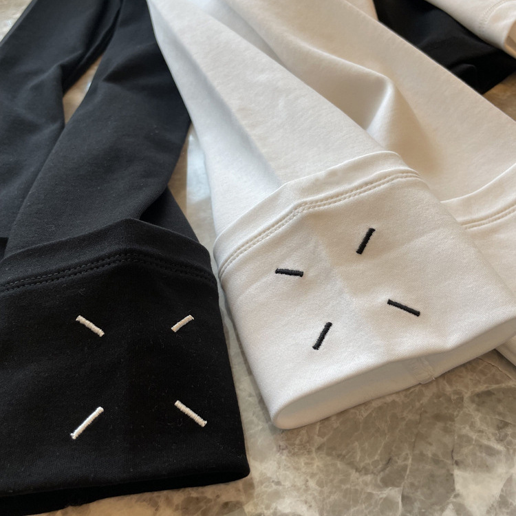 This goods received will laugh!! Niche designer ~ high embroidery thin loose long sleeve bottoming T-shirt women