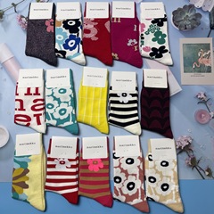 新品芬蘭marimekko色彩花朵復古文藝輕奢小眾快樂中筒小腿女棉襪