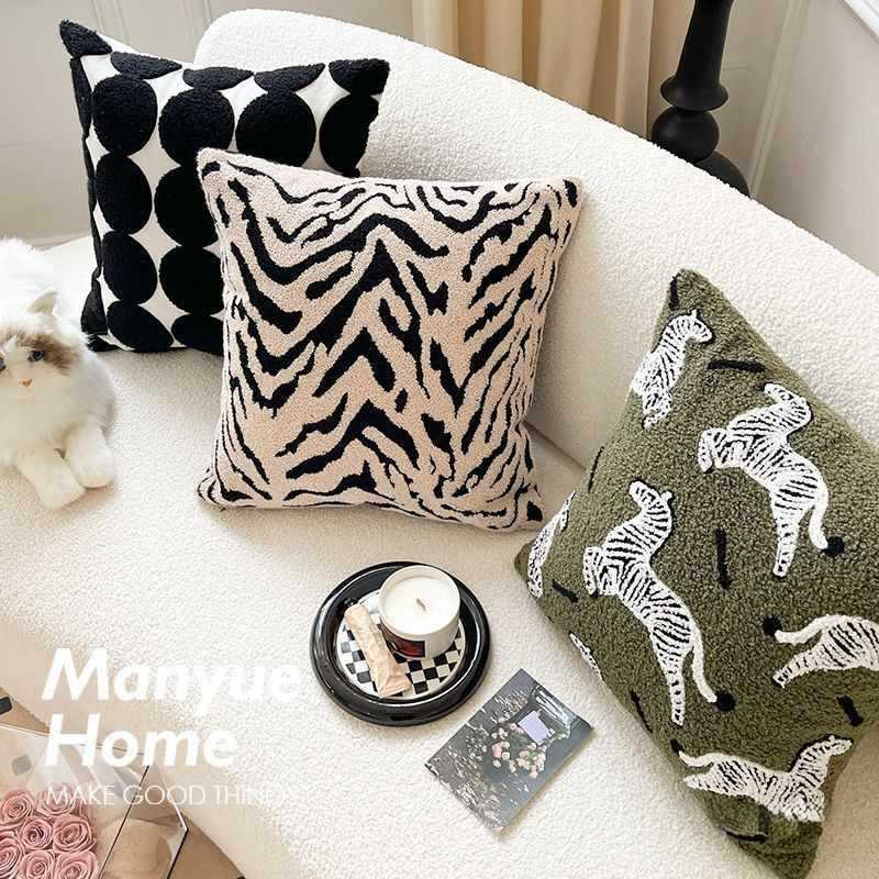 High-End Nordic Embroidered Tiger Pattern Zebra Decorative Living Room Bedside Sofa Cushion Backrest Pillowcase with Cotton Core