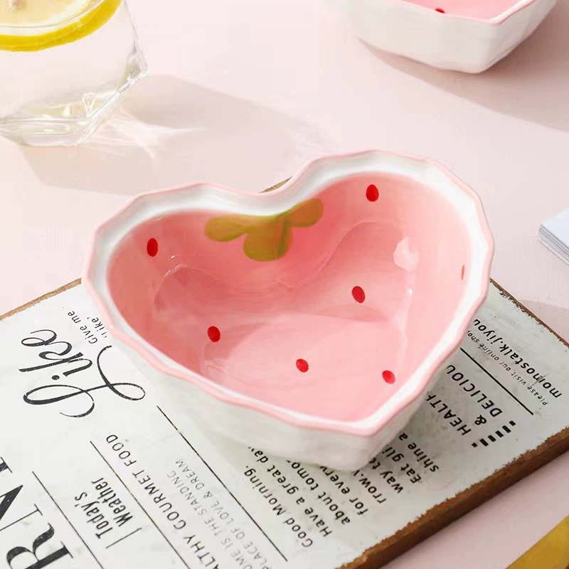 Ceramic strawberry heart bowl, 6‑inch dessert and salad bowl, pink glazed gift bowl