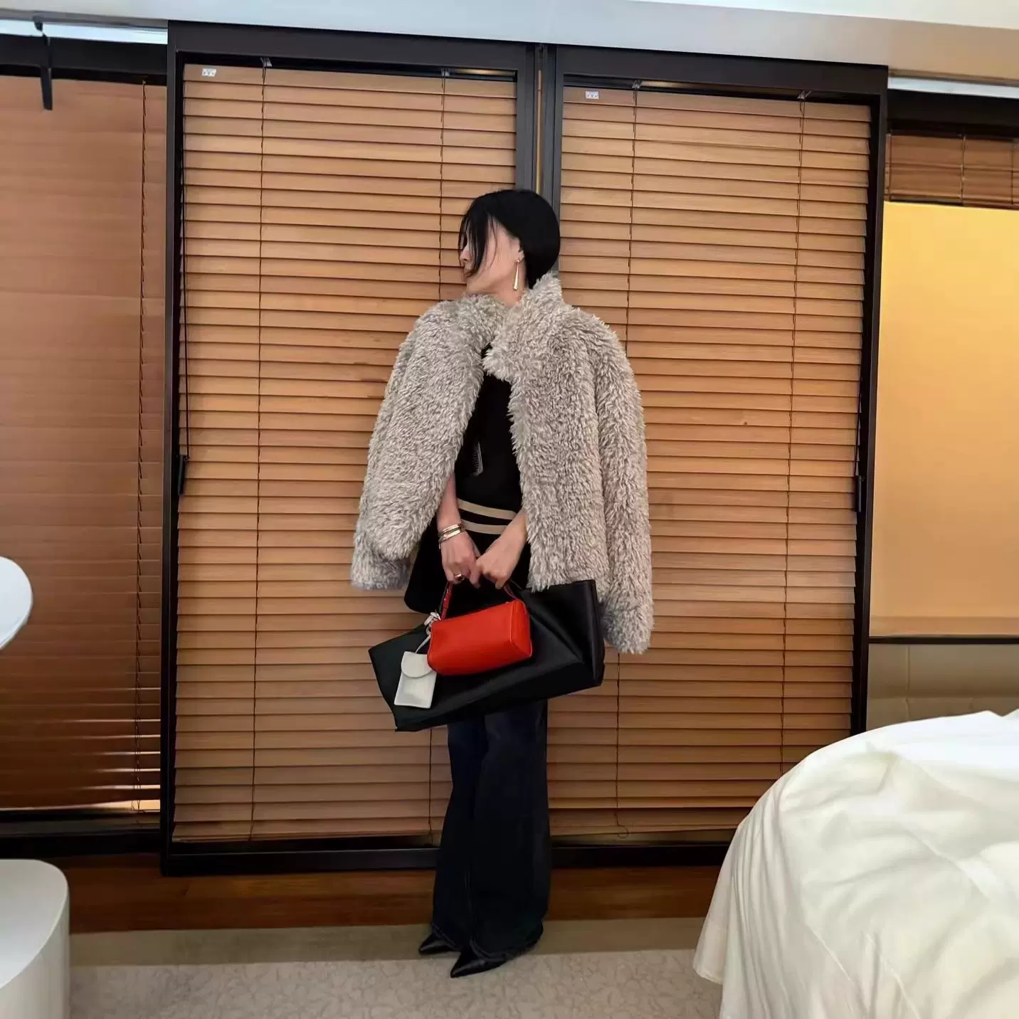 韩国东大门新款外套向日葵欧尼同款百搭时尚气质皮草短外套女韩版