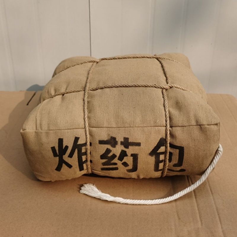 红军表演道具炸药包行军包干粮袋长征纪念品冲锋号水壶草鞋木质步