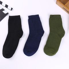 Wholesale autumn and winter men's business socks sports military green wear-resistant strong warm mid-calf socks labor protection long socks