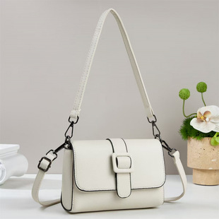 ���¼�ɫС�������e������r�аٴ�μ��ͨ���ճ�б����羳bags