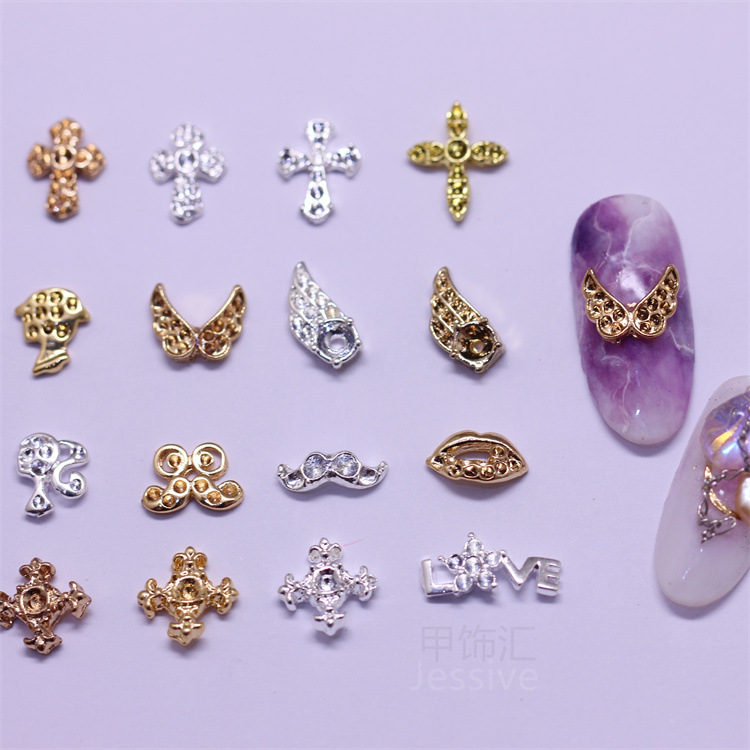 mixed metal accessory for manicure