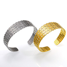 �W��ins�L�F���߼����U���_�����C  �r����18k����ɫ������l