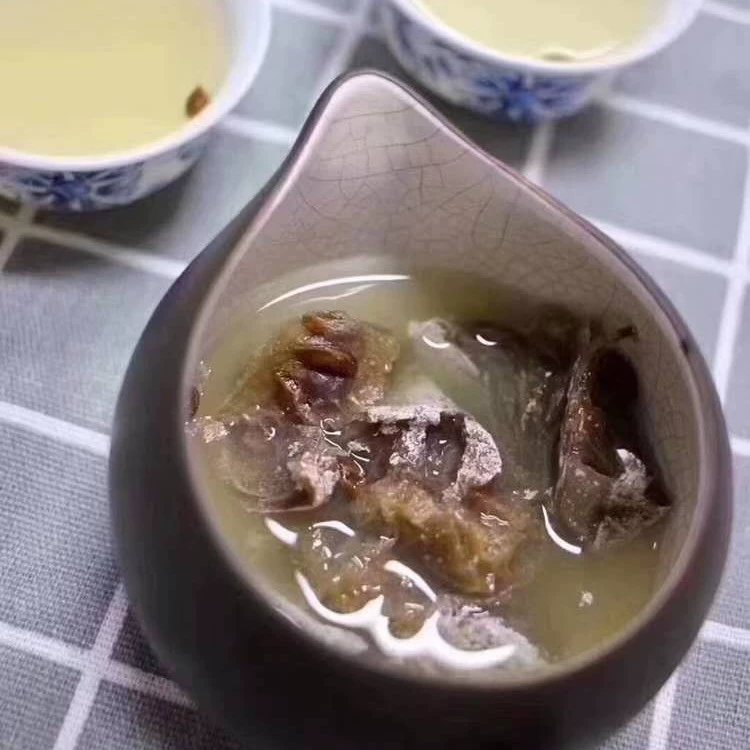 Специи Чаочан: полоски кальмаров с лимоном в Sichuan, консервированный лимон, замоченный в воде, готов к употреблению, кисло-сладкий вкус, вкусный продукт