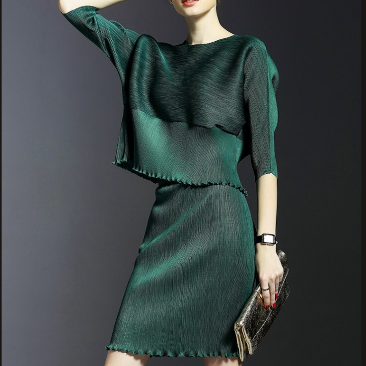 Miyake Pleats 2026 Spring New Women's Elegant Slim Fit Solid Color Pleated Dress Bodycon Suit Dress