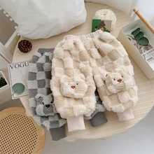 男女童冬装休闲裤宝宝洋气婴儿童个性潮卡通格子加绒加厚大屁屁裤