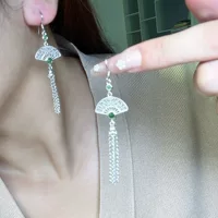 S925 Серебряная инкрустация Hutian Jade Джаспер в форме веера серьги длинная темпераментная кисточка высокого уровня национальные серьги ветра