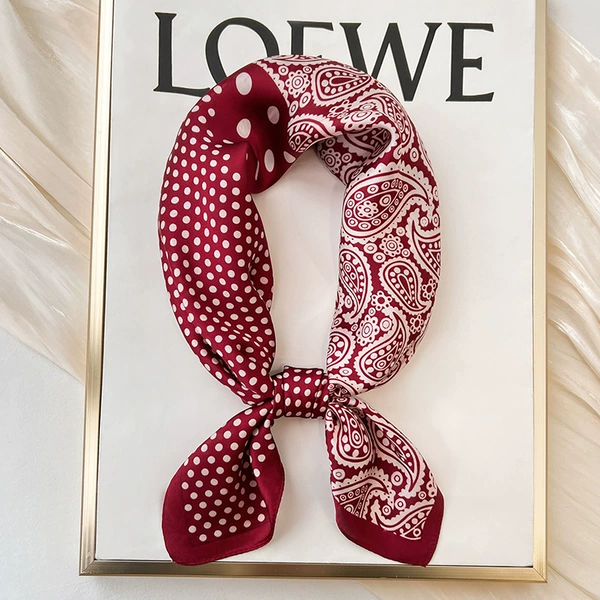 Polka dot cassette 70 square towel-red