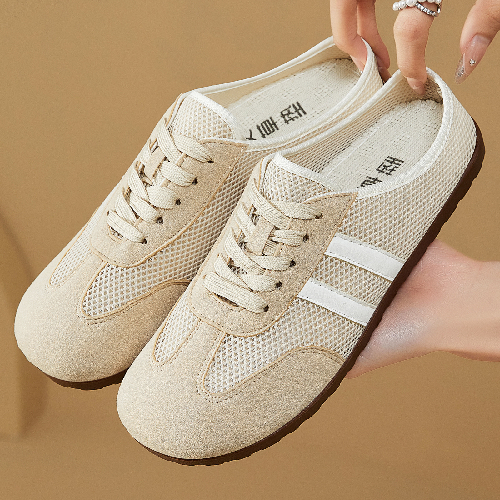 Medios zapatillas de verano para mujeres nuevas sandalias de un pie ancho transfronterizas temu zapatillas de bolso de tamaño grande zapatillas de malla transpirables image 3
