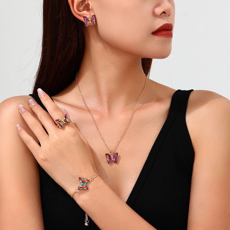 Ventas transfronterizas calientes coloridas 3 piezas de aretes collar anillo de moda europea y americana mariposa elegante collar de diamantes para mujeres image 1