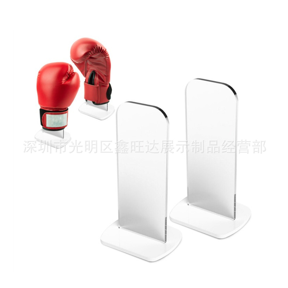 Gloves, boxing tubing, stand