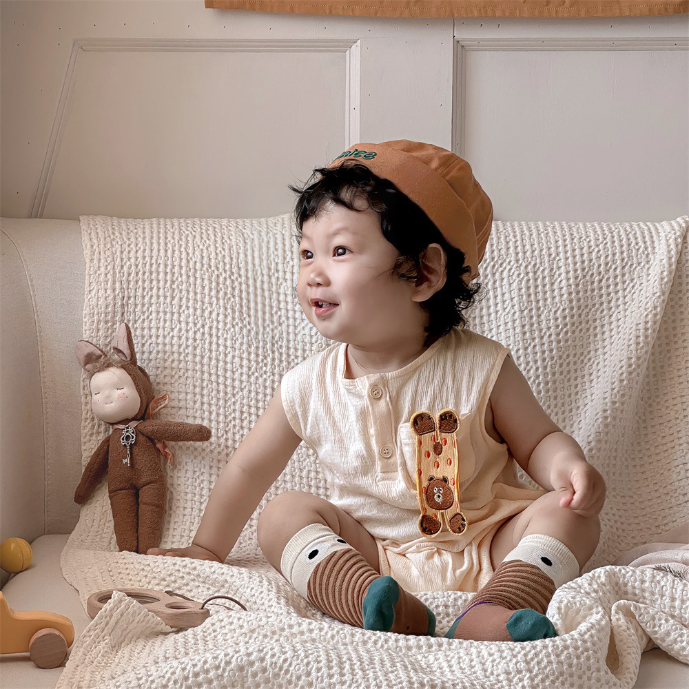 2024 verano coreano estilo occidental lindo chico bebé delgado recién nacido dibujos animados sin mangas mamelucos ropa de casa ropa de salida
