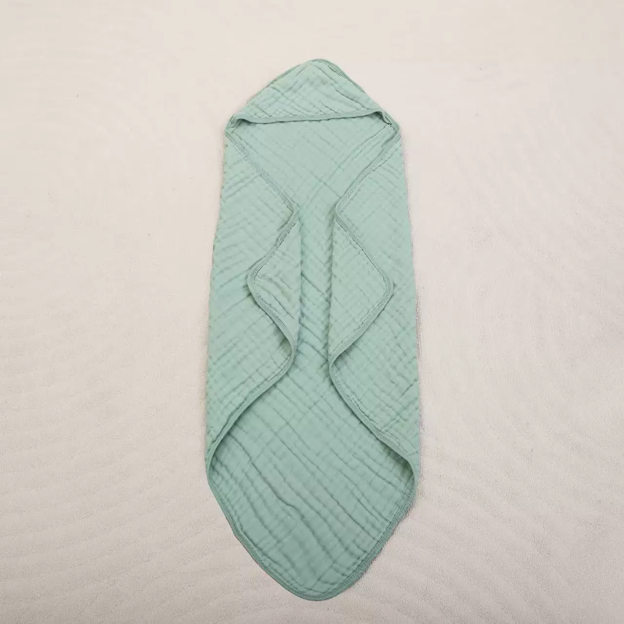 80*80六层泡泡纱带帽抱被亚马逊连帽儿童纱布浴巾婴儿襁褓毯产房