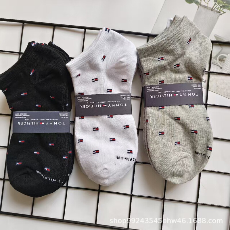 Wholesale Spring and Summer Tommy Socks, 3 Pairs Per Pack, Black, White, and Gray Short Socks, Sports Casual Low-Cut Unisex No-Show Socks