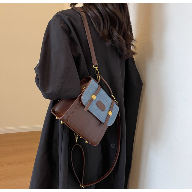 2023 autumn and winter new niche high-end girls' shoulder crossbody handbags_voghion.com