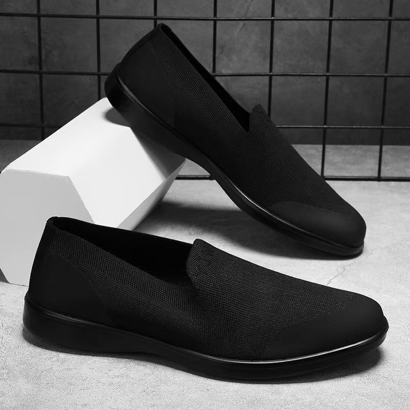 Zapatos de tela de estilo nuevo de verano, zapatos de lona tejidos voladores transpirables, zapatos de tela viejos de Beijing de color sólido de moda, zapatos de cuadros, zapatos de tela casuales para hombres