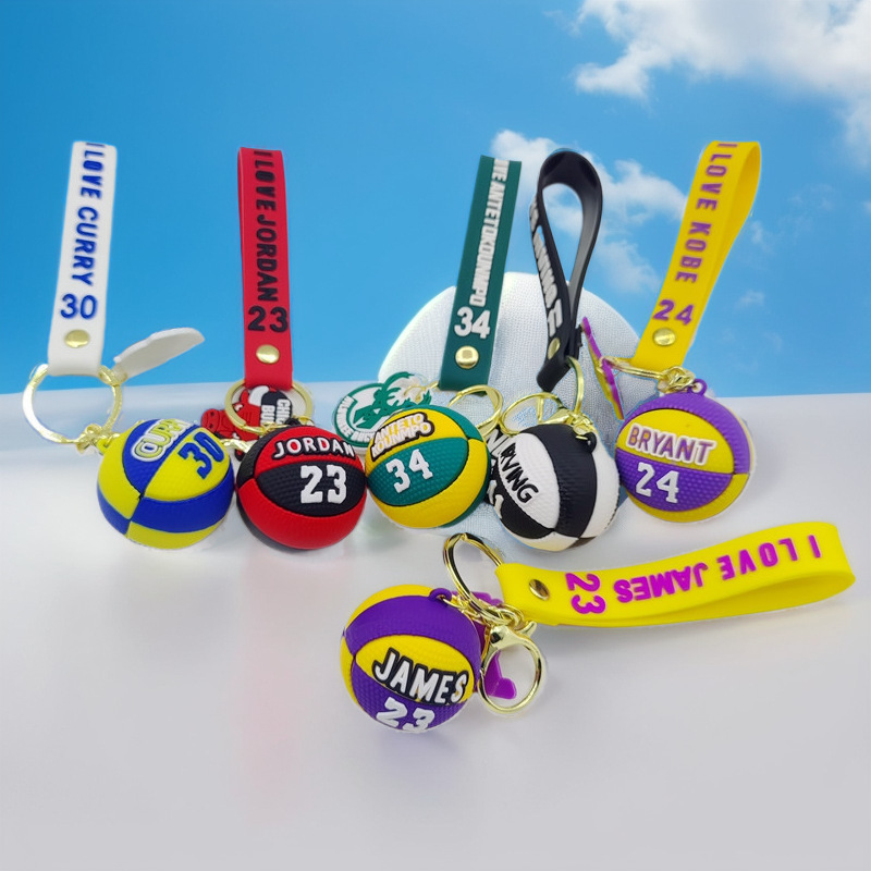 New creative basketball shoes key chain exquisite pendant couple schoolbag car key chain pendant gift wholesale