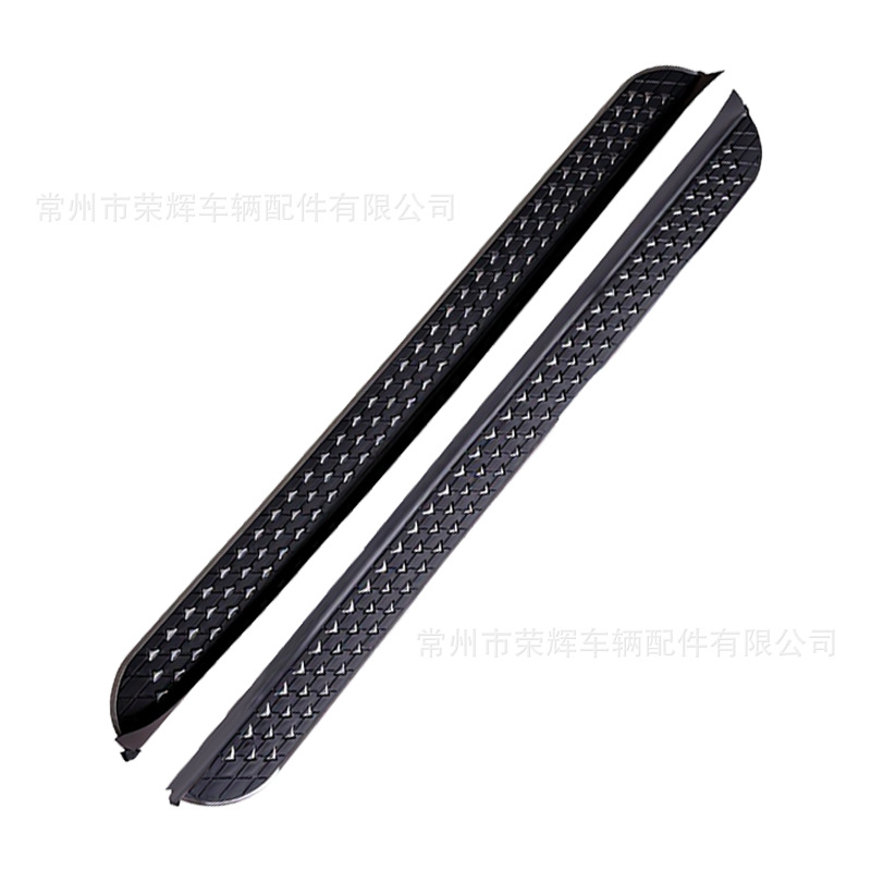 Suitable for BAIC BJ30 side steps, car exterior entry footboards, anti-collision and wear-resistant body protection accessories