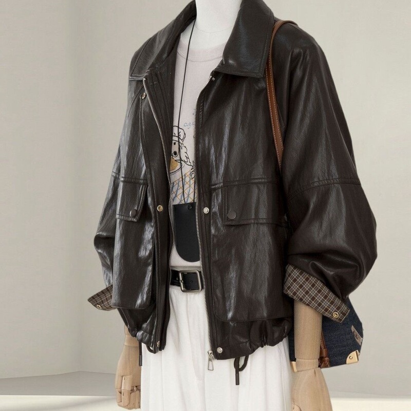High-end trendy coffee-colored leather jacket for women, cool and stylish, 2026 spring new model, petite PU leather biker jacket