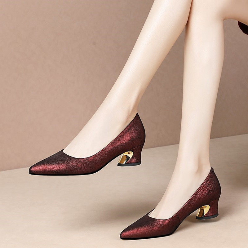 Comfortable Soft Leather Mid-Heel Women's Shoes, New Autumn 2026 Model, Suitable for Mother-In-Law Wedding Banquet, Chunky Heel Wedding Shoes for Mom